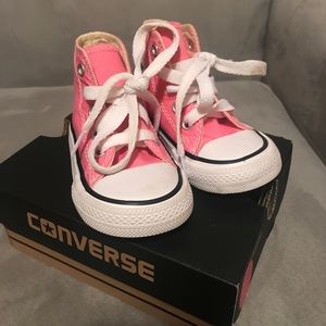 Pink converse 4c